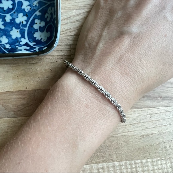 925 Sterling silver diamond cut twisted rope chain bracelet - Picture 3 of 11